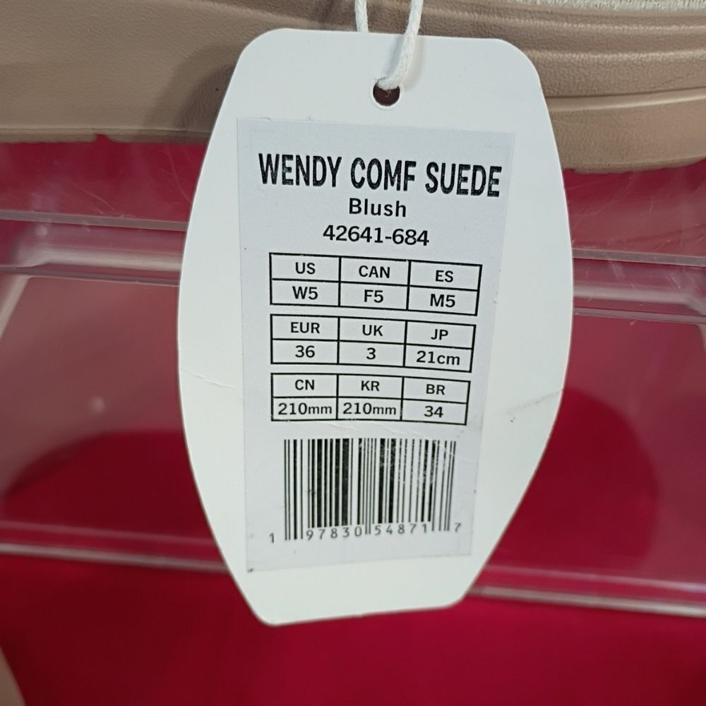 Hey Dude Wendy Comf Suede Women’s Size 5 Blush New With Small Mark On R Shoe - Picture 2 of 10